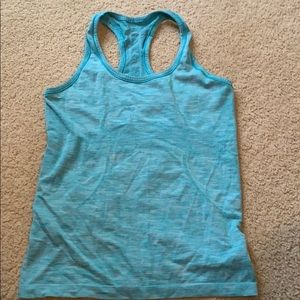 Lululemon tank